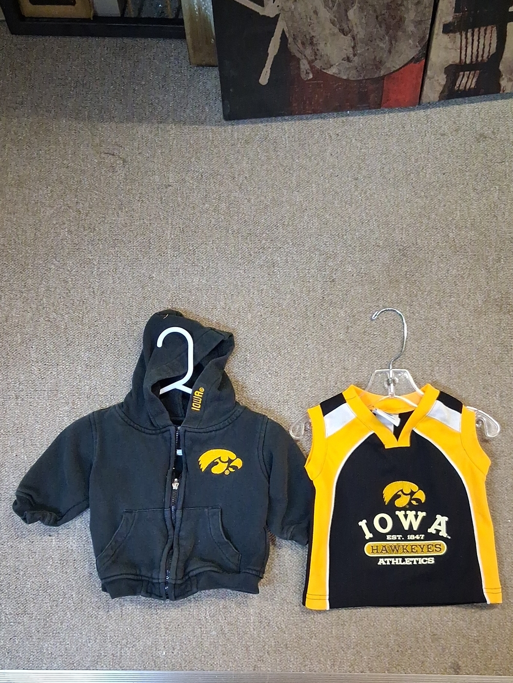 Hawkeyes 12M set Of 2 - Shirt & Sweatshirt